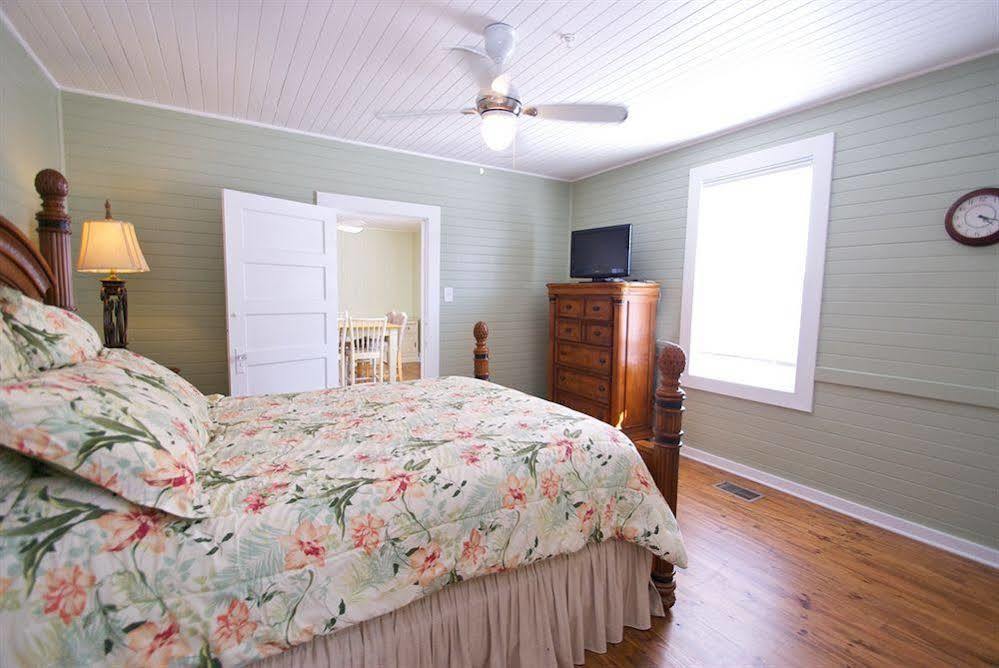 Desoto Beach Gardens Tybee Island Bagian luar foto